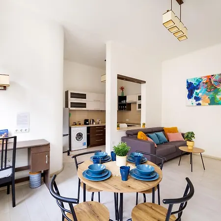 Gozsdu-1 Bedroom Apartamento Budapeste