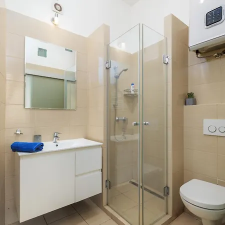 Gozsdu-1 Bedroom Apartment Budapest