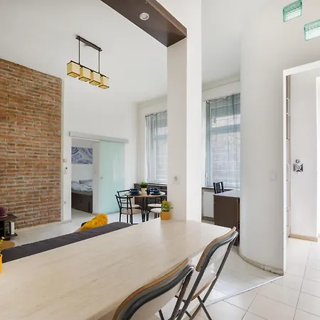 Gozsdu-1 Bedroom Apartment Budapest